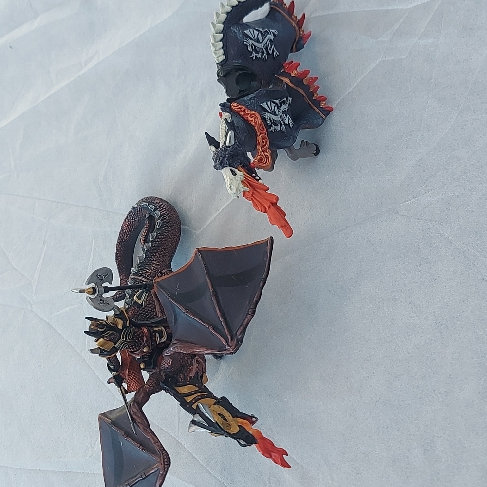 2 Papo Fantasy Action Figures Dragon of Darkness and Prince of Darkness Horse